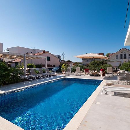 סרימה Apartments Villa Adriana II מראה חיצוני תמונה
