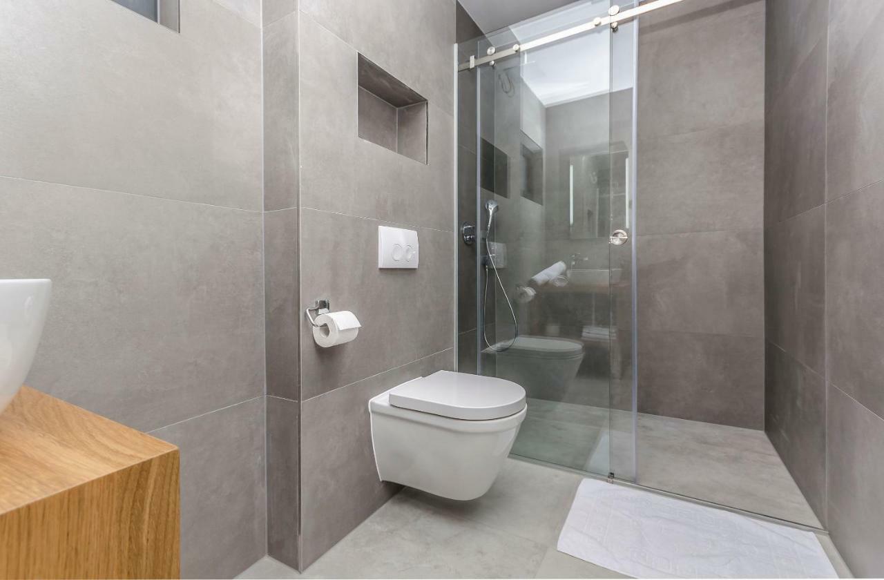 סרימה Apartments Villa Adriana II מראה חיצוני תמונה