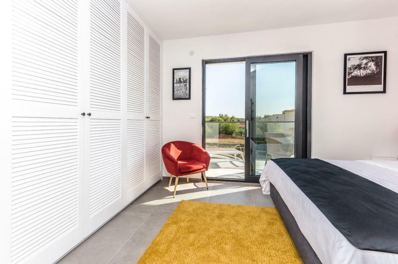 סרימה Apartments Villa Adriana II מראה חיצוני תמונה
