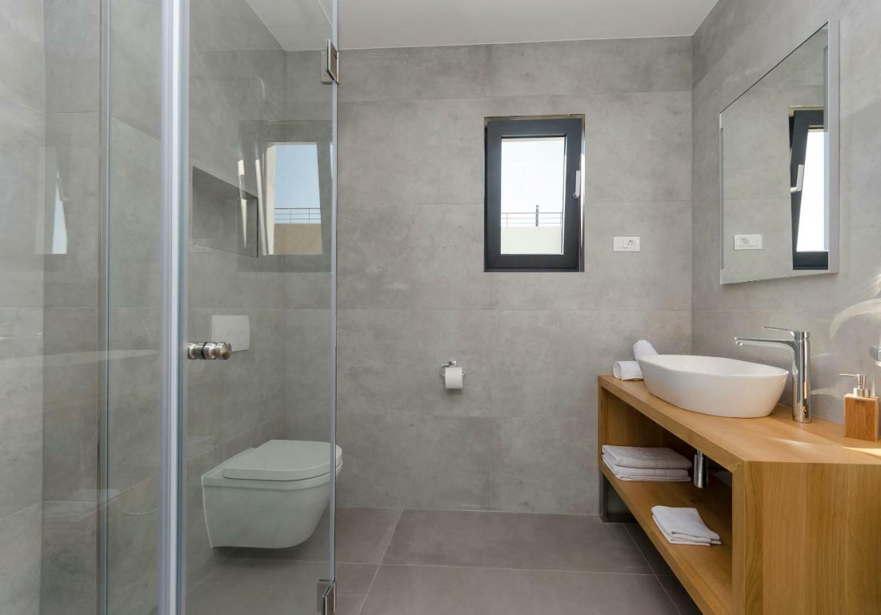 סרימה Apartments Villa Adriana II מראה חיצוני תמונה