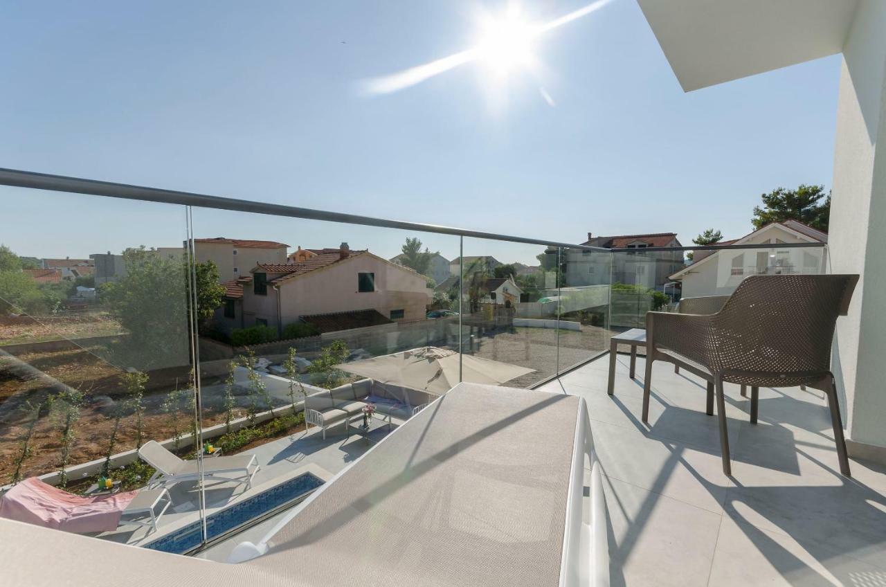 סרימה Apartments Villa Adriana II מראה חיצוני תמונה