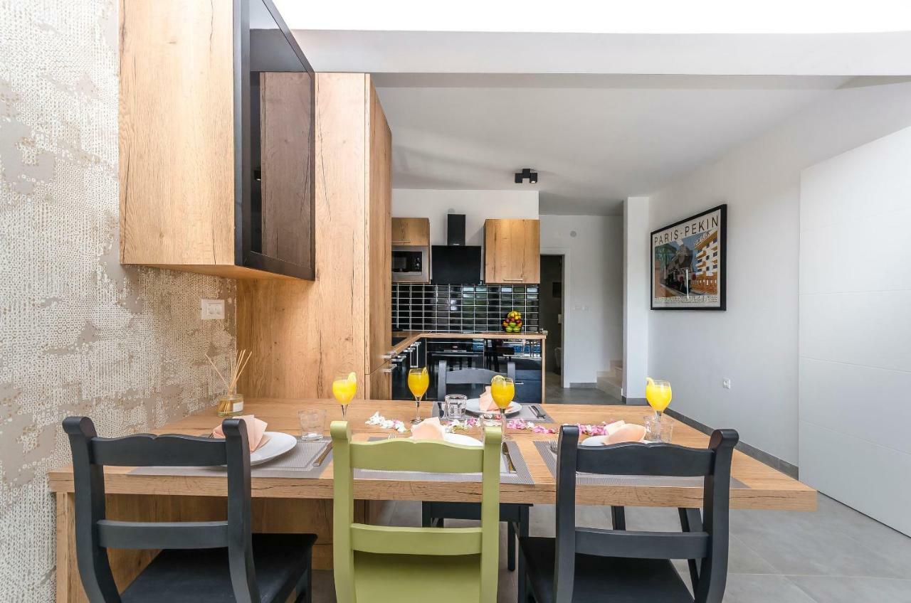 סרימה Apartments Villa Adriana II מראה חיצוני תמונה