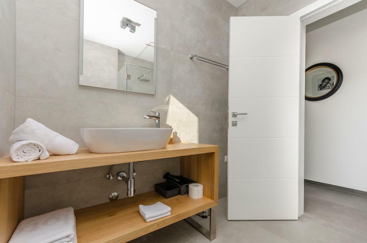 סרימה Apartments Villa Adriana II מראה חיצוני תמונה