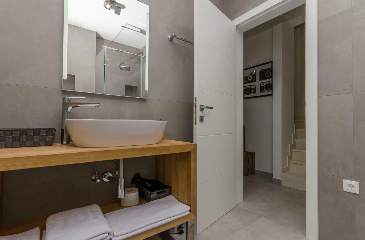סרימה Apartments Villa Adriana II מראה חיצוני תמונה