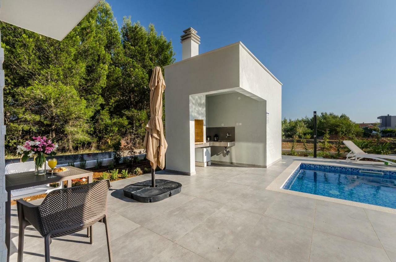 סרימה Apartments Villa Adriana II מראה חיצוני תמונה