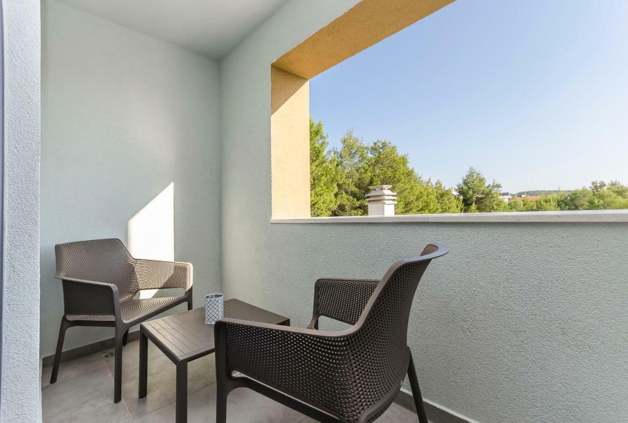 סרימה Apartments Villa Adriana II מראה חיצוני תמונה