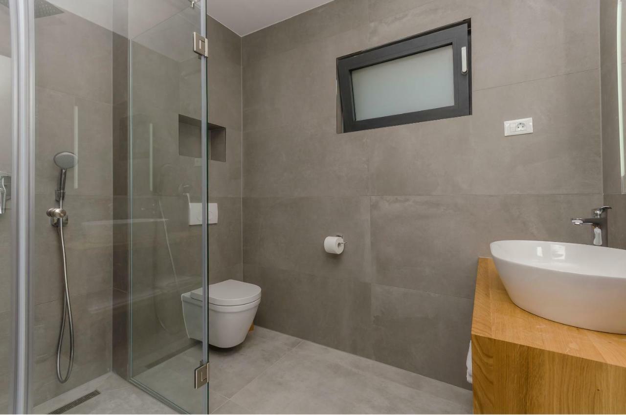סרימה Apartments Villa Adriana II מראה חיצוני תמונה